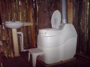 treehouse hotel accommodation bedroon